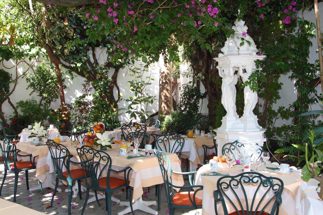 Le Magnolia Hotel Calvi  Ngoại thất bức ảnh